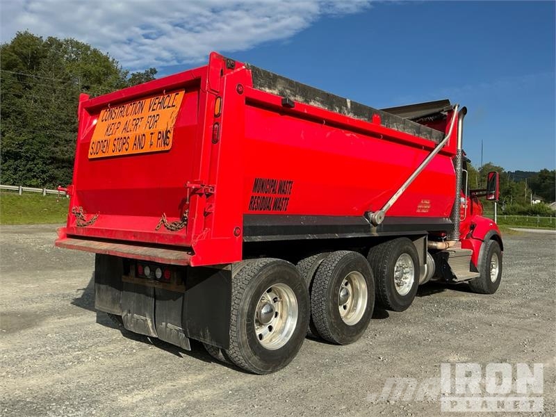 Kenworth T880 شاحنات قلابة