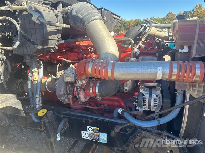 Kenworth T880 Trekkers