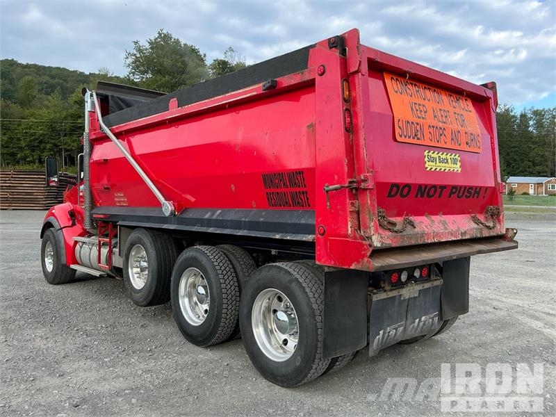 Kenworth T880 شاحنات قلابة
