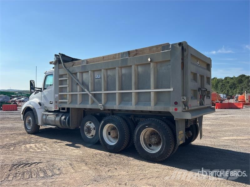 Kenworth T880 ダンプ