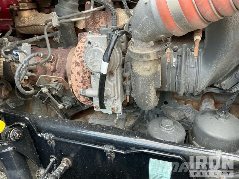 Kenworth T880 شاحنات قلابة