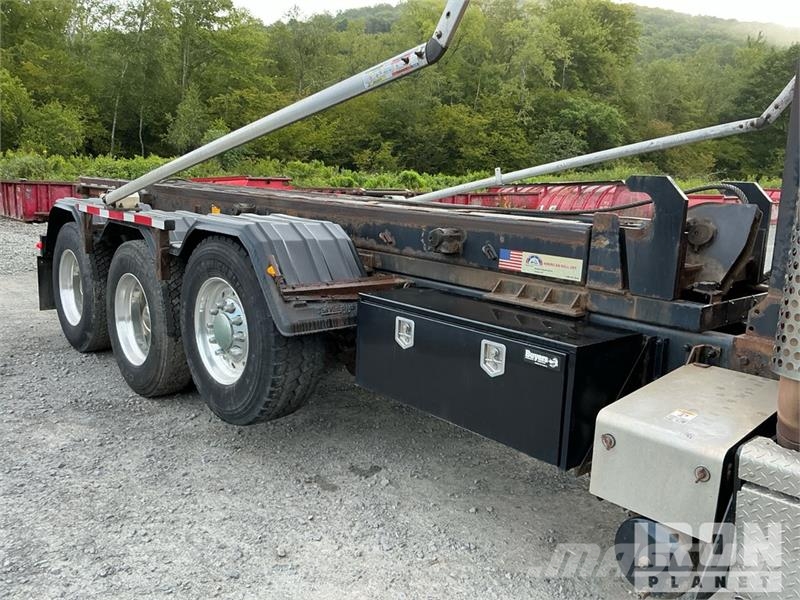 Kenworth T880 شاحنات لوادر