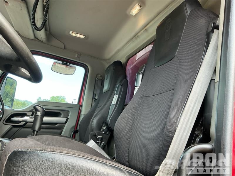 Kenworth T880 شاحنات قلابة