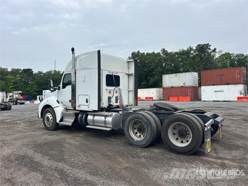Kenworth T880 Prime Movers