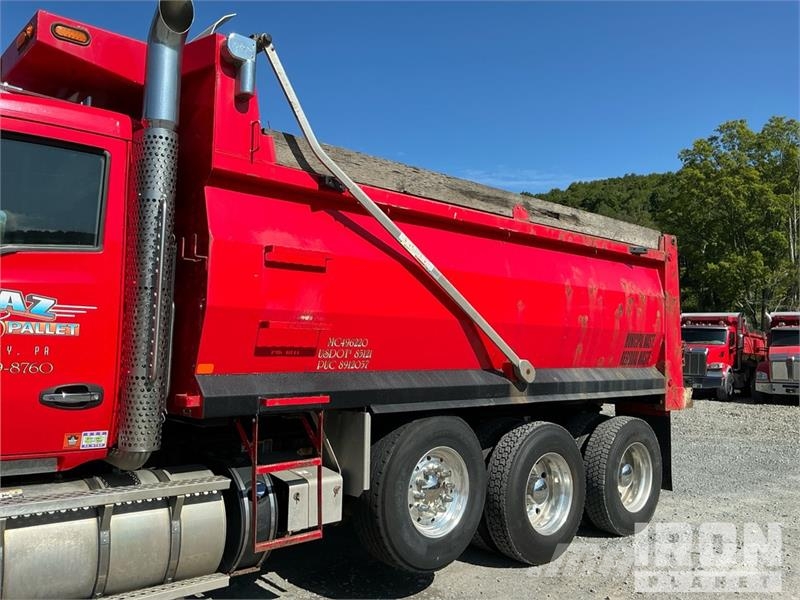Kenworth T880 شاحنات قلابة