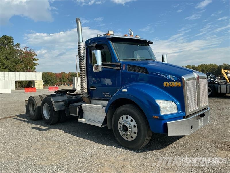 Kenworth T880 Vlačilci