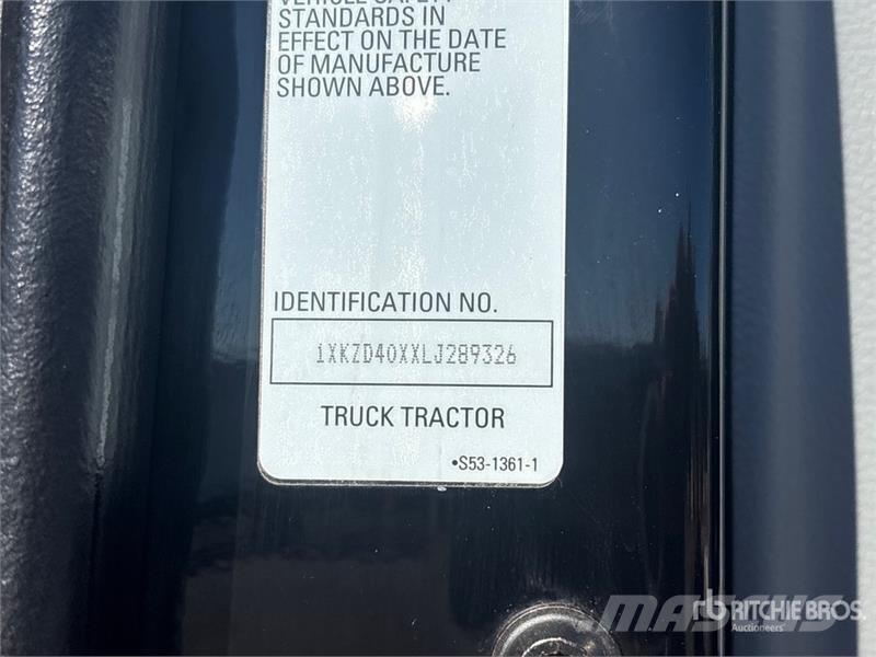 Kenworth T880 Trekkers