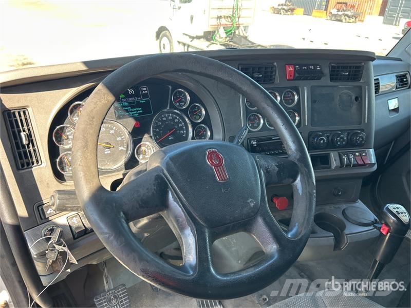 Kenworth T880 Prime Movers