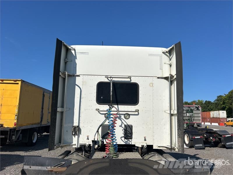 Kenworth T880 Prime Movers