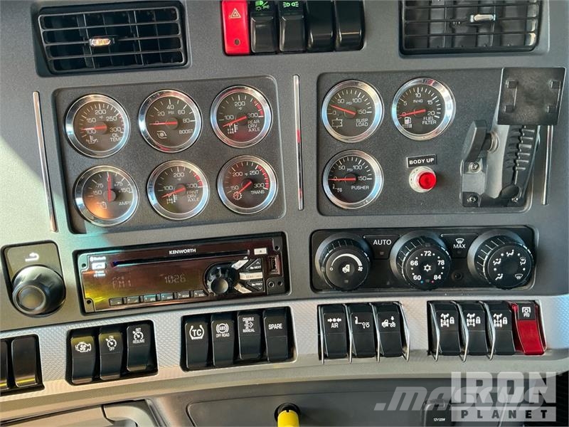 Kenworth T880 شاحنات قلابة