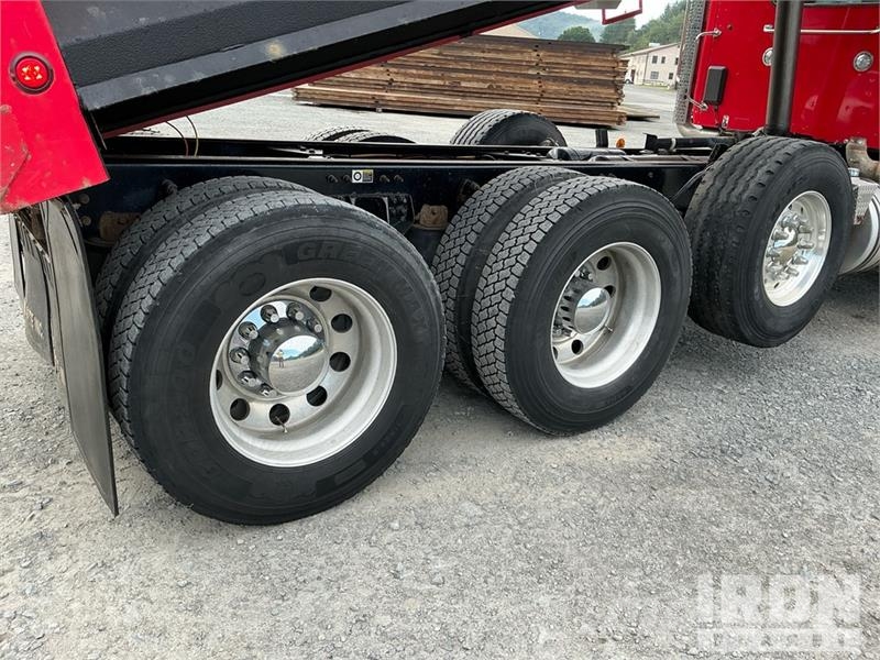 Kenworth T880 شاحنات قلابة