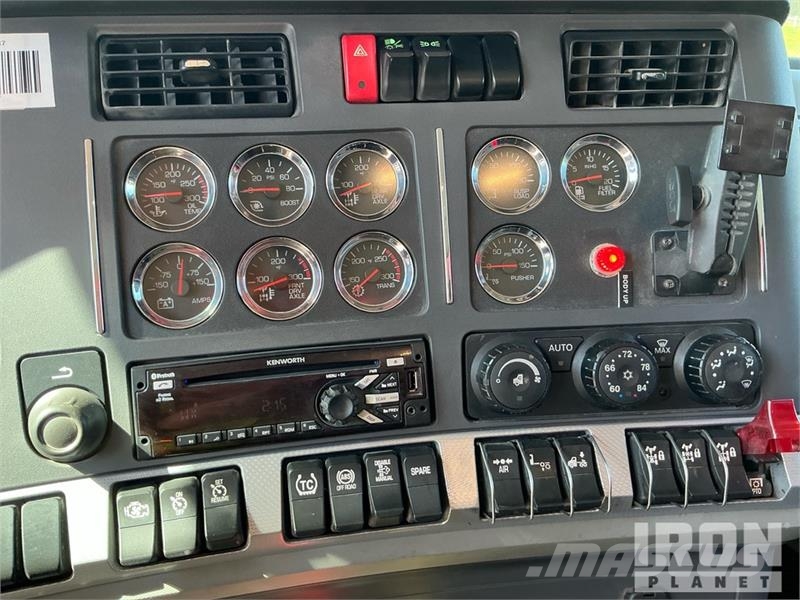 Kenworth T880 شاحنات قلابة