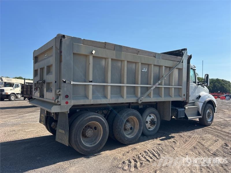 Kenworth T880 ダンプ