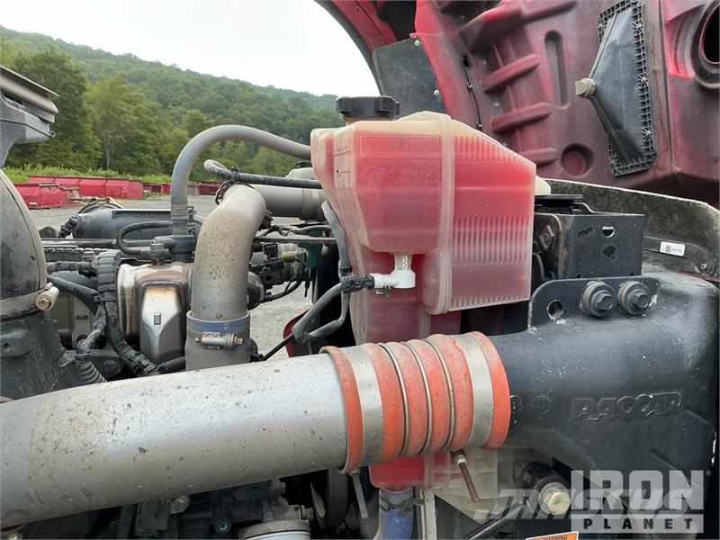 Kenworth T880 شاحنات قلابة