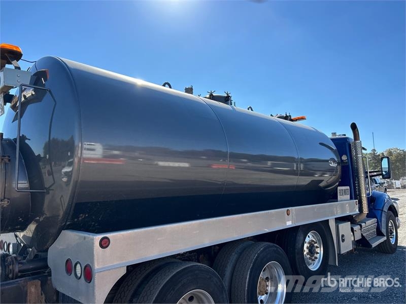 Kenworth T880 8x4 Tanker Truck Automobilinės cisternos