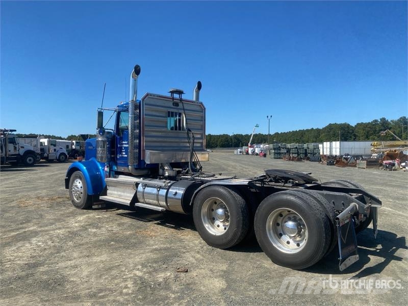 Kenworth W900 Naudoti vilkikai