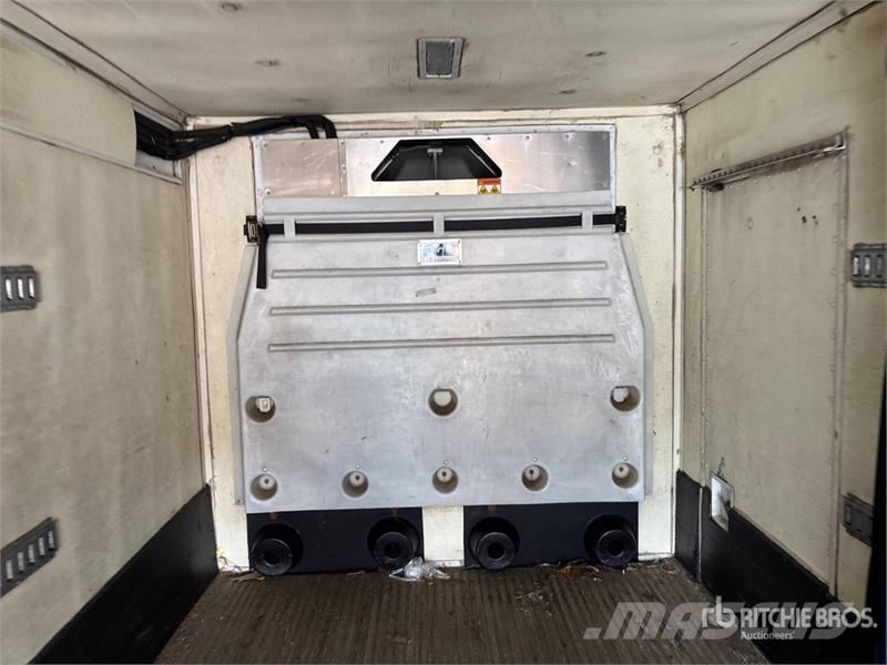 Kidron 28RTPGASEW96SP 28 ft x 102 in S/A Refrigerated Tra Temperature controlled semi-trailers