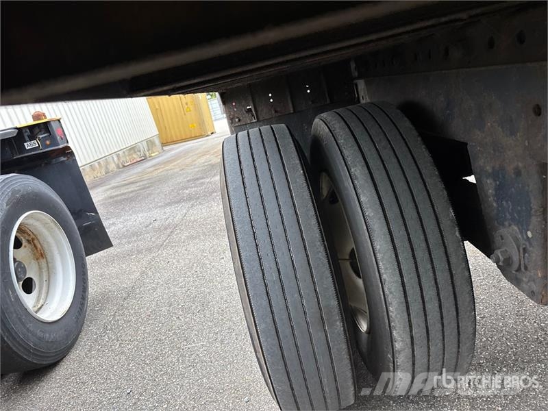 Kidron 28RTPGASEW96SP 28 ft x 102 in T/A Refrigerated Tra Temperature controlled semi-trailers