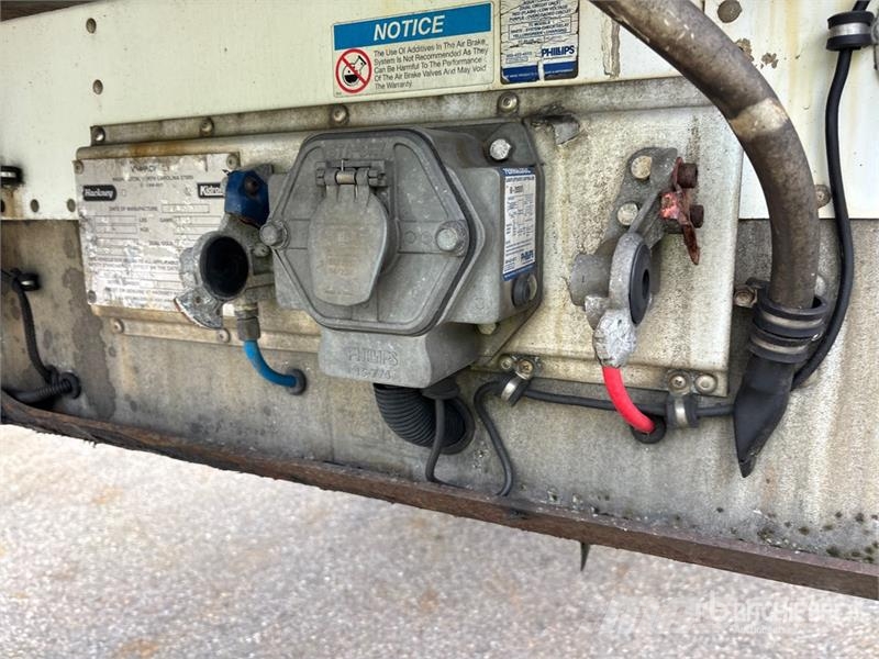 Kidron 28RTPGASEW96SP 28 ft x 102 in T/A Refrigerated Tra Temperature controlled semi-trailers
