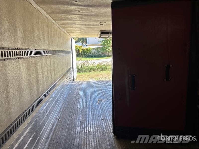 Kidron 28RTPUIASW 28 ft x 102 in S/A Refrigerated Trailer Hladilne polprikolice