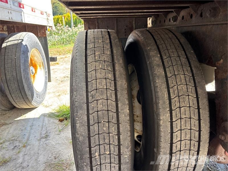 Kidron 28RTPUIASW 28 ft x 102 in S/A Refrigerated Trailer 控溫式半拖車