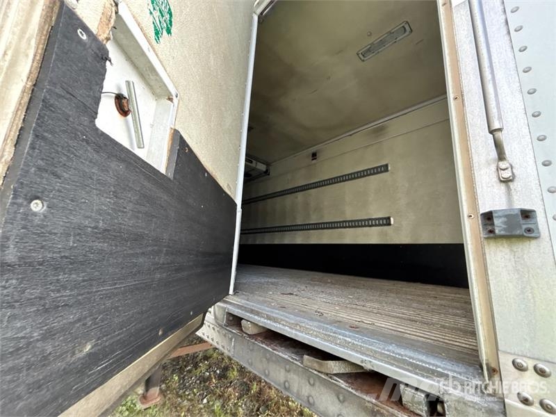 Kidron 32RTGASEW 32 ft x 102 in T/A Refrigerated Trailer Poluprikolice hladnjače