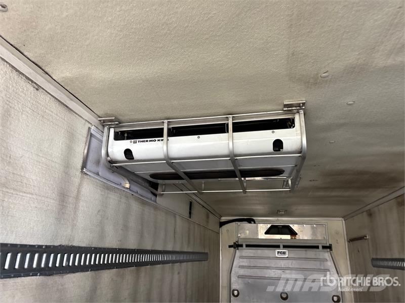 Kidron 32RTGASEW 32 ft x 102 in T/A Refrigerated Trailer Poluprikolice hladnjače