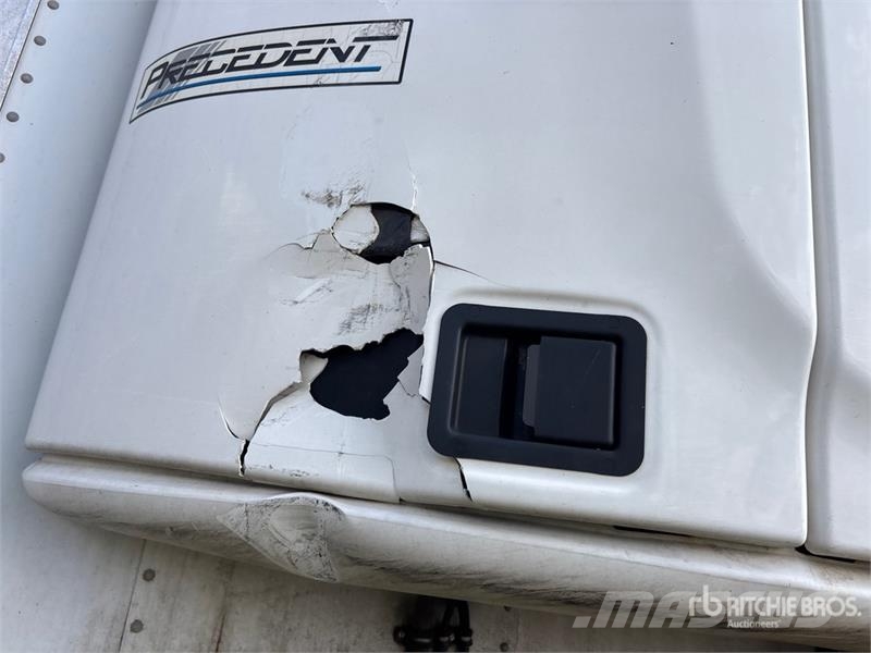 Kidron 32RTGASEW 32 ft x 102 in T/A Refrigerated Trailer Poluprikolice hladnjače