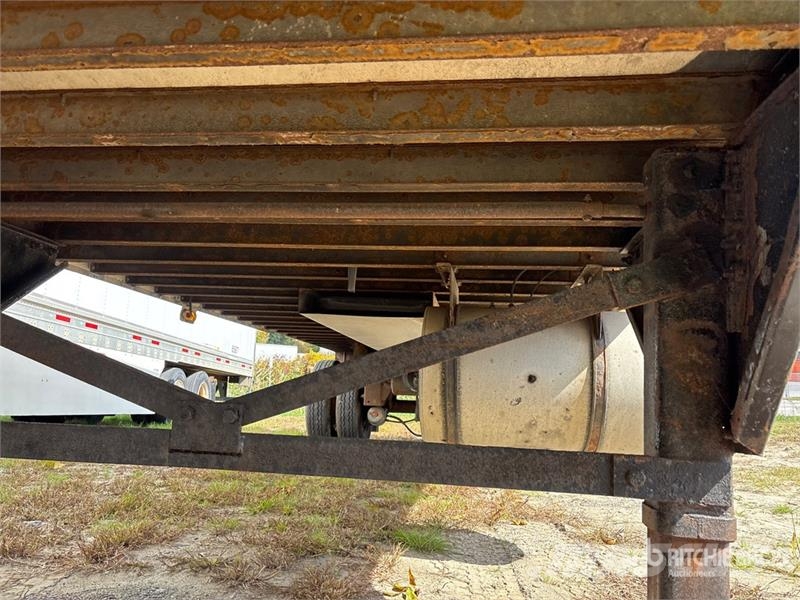 Kidron 32RTPEASEW102SP 32 ft x 102 in S/A Refrigerated Tr Poluprikolice hladnjače