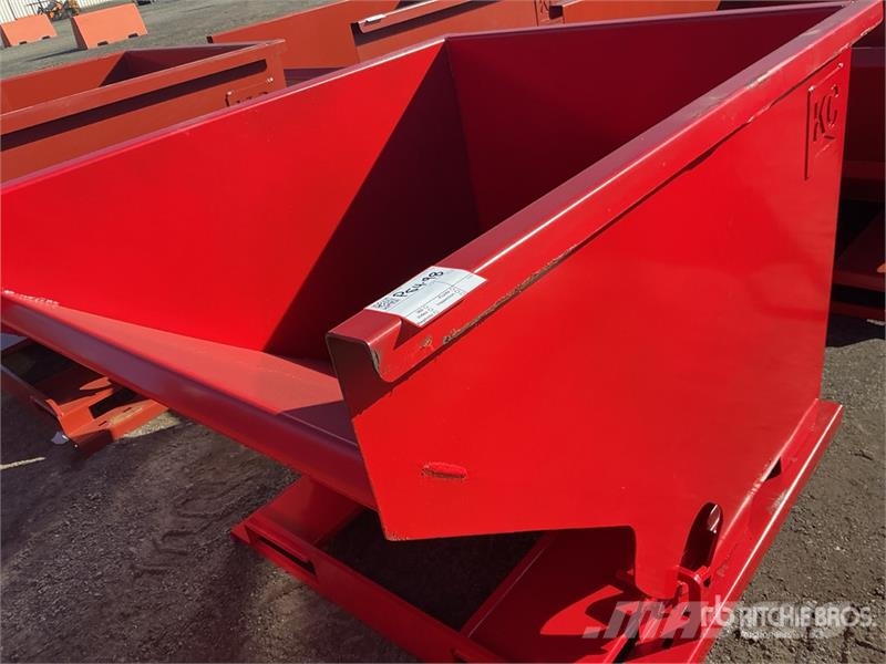  Kit Containers 2YFT-SDH 2 cyd Self-Dumping Hopper  الحاويات والقواديس