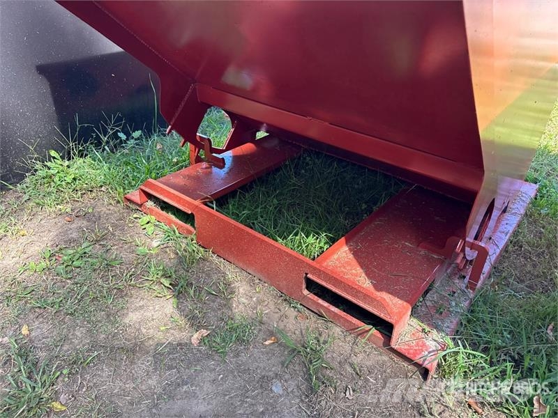  Kit Containers 2YFT-SDH 5 ft 3 in 2 cyd Self-Dumpi Dėžės ir piltuvai
