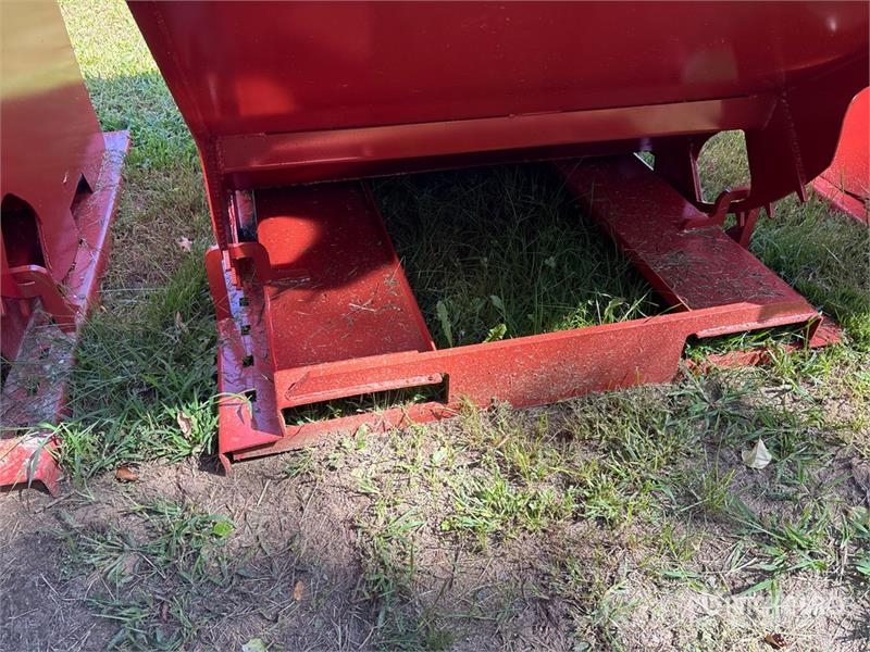  Kit Containers 2YFT-SDH 5 ft 3 in 2 cyd Self-Dumpi Dėžės ir piltuvai