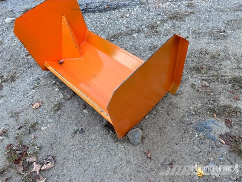  Kit Containers MSS-SPE-3-23 36 in Mini Skid Steer  Snow blades and plows