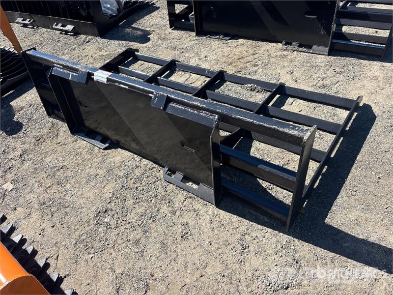  Kit Containers QT-LP 72 in Skid Steer Landplane 土掻き機