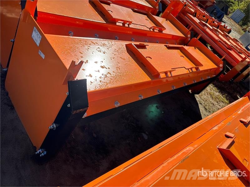 Kit Containers QT-SP-10-23-SB 120 in Skid Steer Sn Snežne daske i plugovi