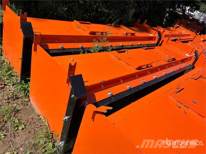  Kit Containers QT-SP-10-23 120 in Skid Steer Snow  Снежные отвалы и плуги