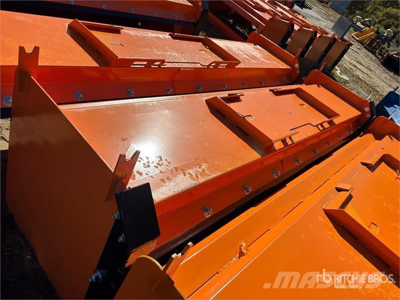 Kit Containers QT-SP-10-23-PB-SB 120 in Skid Steer Snežne daske i plugovi