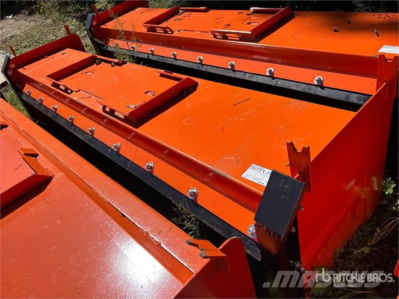  Kit Containers QT-SP-10-23 120 in Skid Steer Snow  Снежные отвалы и плуги