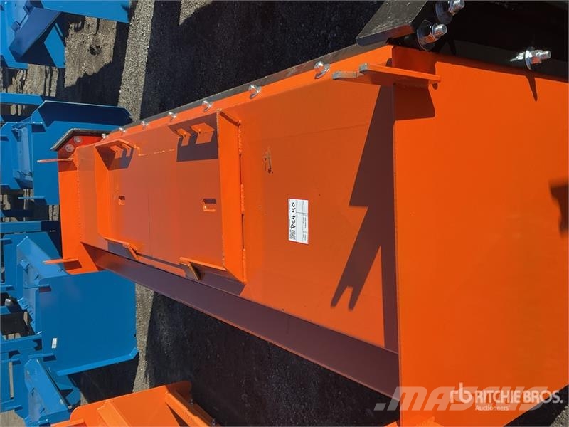  Kit Containers QT-SP-8-23 96 in Skid Steer Snow Pu حراثات ونصول الجليد