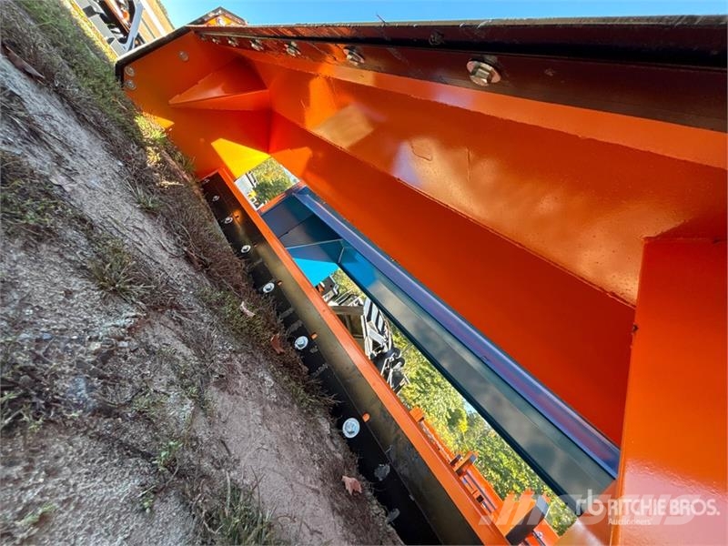 Kit Containers QT-SP-8-23-PB-SB 96 in Skid Steer S Snežne daske i plugovi