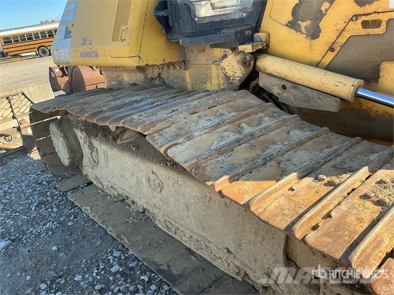Komatsu D61PX-24 lánctalpas dózerek
