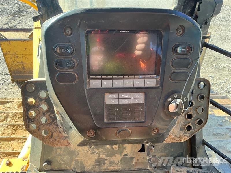 Komatsu D61PX-24 lánctalpas dózerek