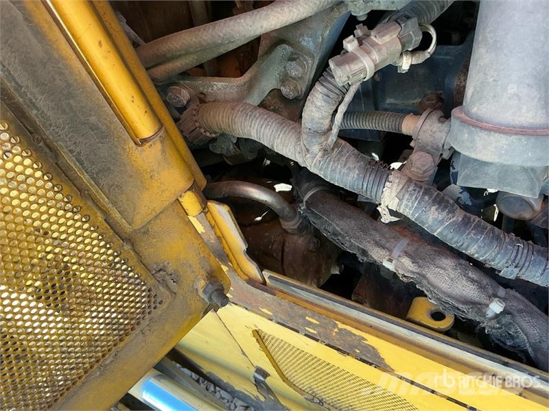 Komatsu D61PX-24 lánctalpas dózerek