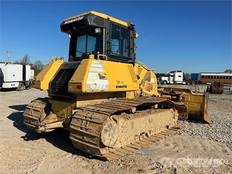 Komatsu D61PX-24 lánctalpas dózerek
