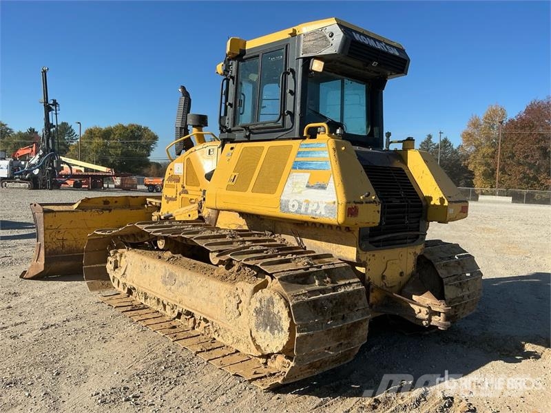 Komatsu D61PX-24 lánctalpas dózerek