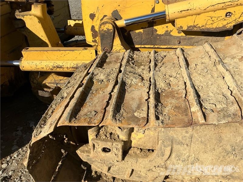 Komatsu D61PX-24 lánctalpas dózerek