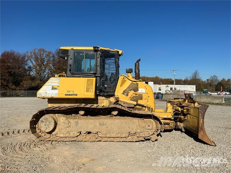Komatsu D61PX-24 lánctalpas dózerek
