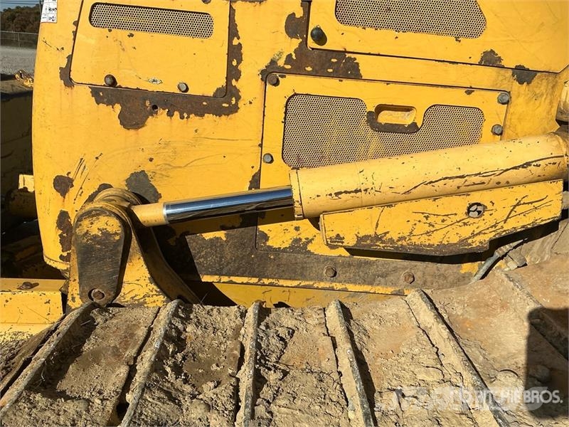 Komatsu D61PX-24 lánctalpas dózerek