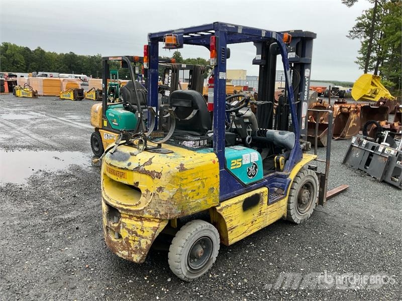 Komatsu FG25T-12 Autokrāvēji - citi