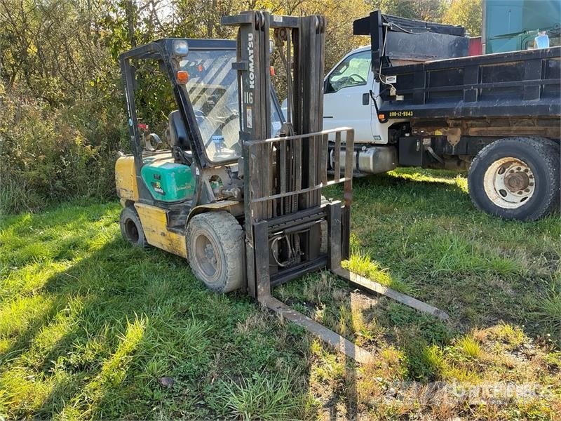 Komatsu FG30 Forklift (Inoperable) Otras carretillas elevadoras